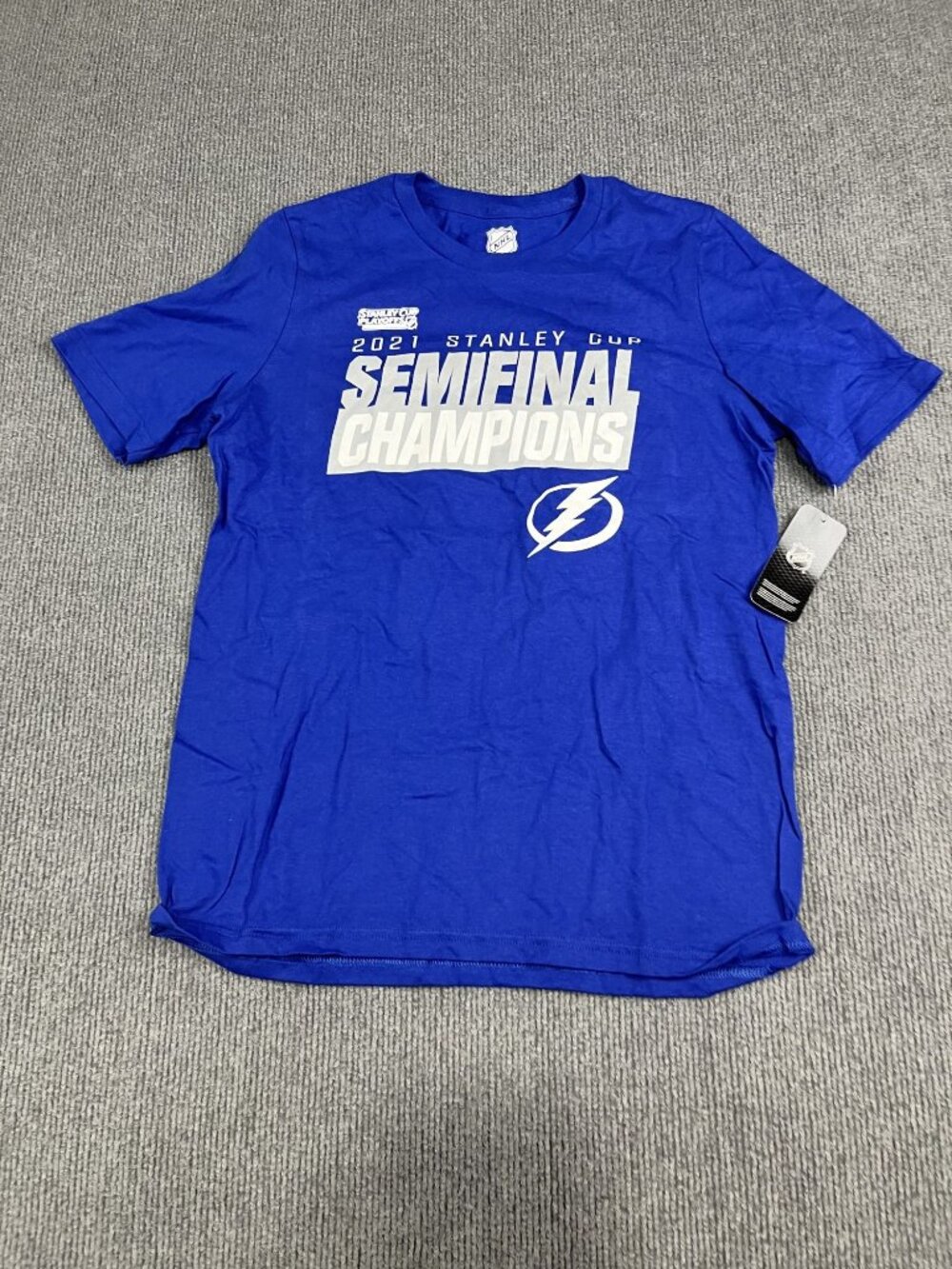 Tampa Bay Lightning 2021 Stanley Cup Semifinal Champions Boys Tee L NWT